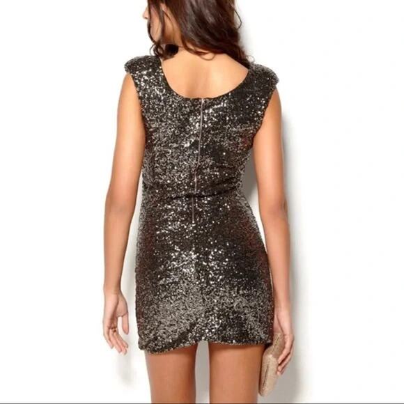 Minkpink Gold Sequin Sparkly Bodycon Glam Club Puff Shoulder Mini Dress Small - Picture 2 of 10